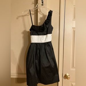 Women’s Black cocktail dress, size 3/4